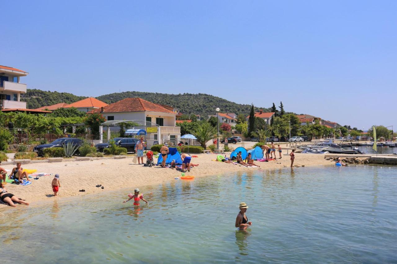 Apartments With A Parking Space Poljica, Trogir - 10010 Marina Ngoại thất bức ảnh
