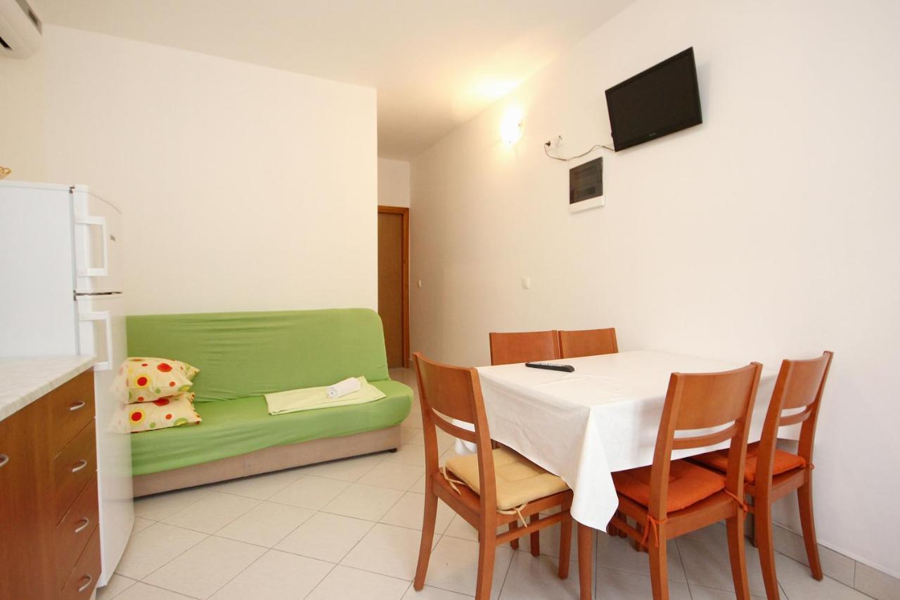 Apartments With A Parking Space Poljica, Trogir - 10010 Marina Ngoại thất bức ảnh