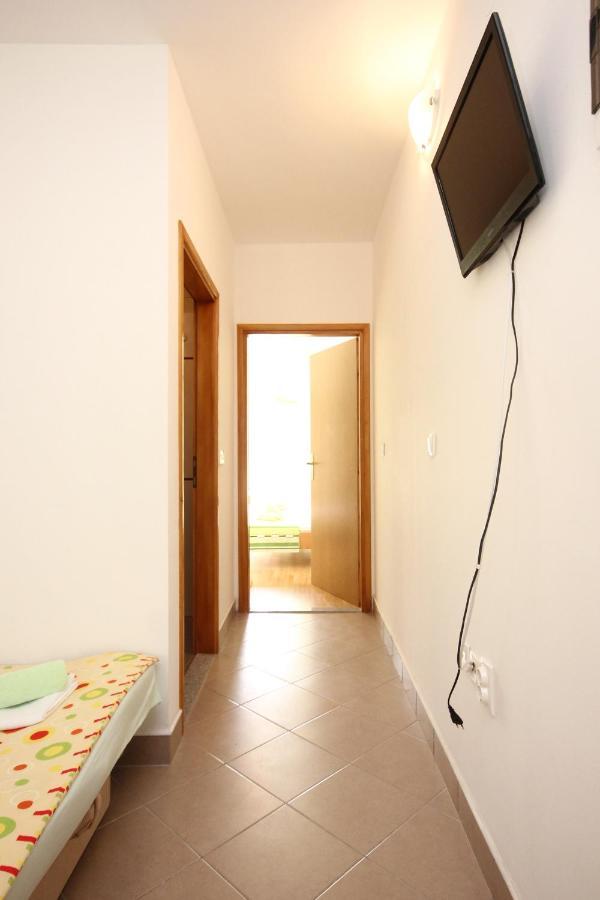 Apartments With A Parking Space Poljica, Trogir - 10010 Marina Ngoại thất bức ảnh