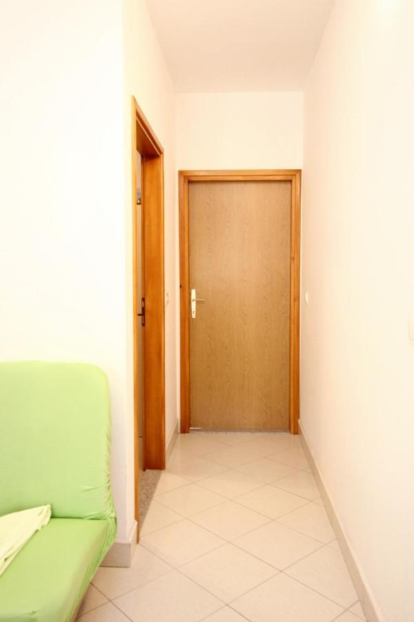 Apartments With A Parking Space Poljica, Trogir - 10010 Marina Ngoại thất bức ảnh